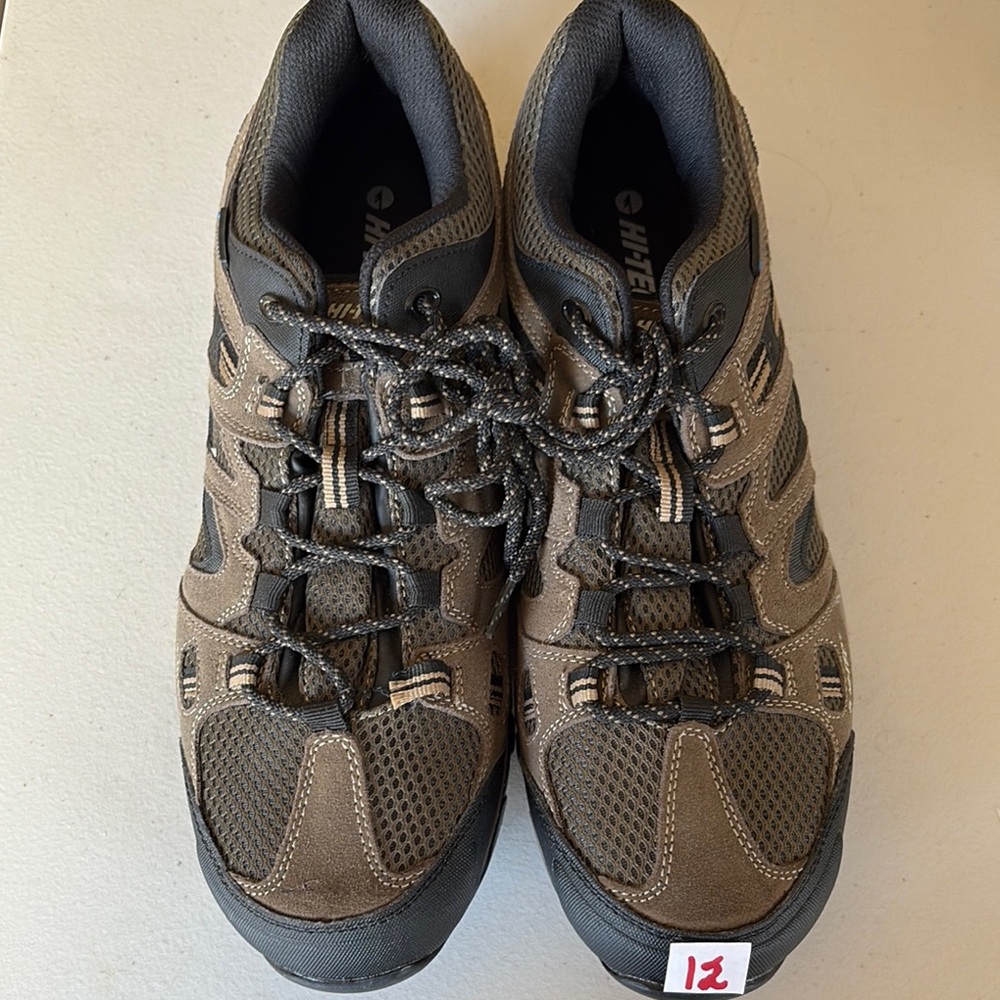 Hi-Tec Men's Brown and Black Athletic Shoes